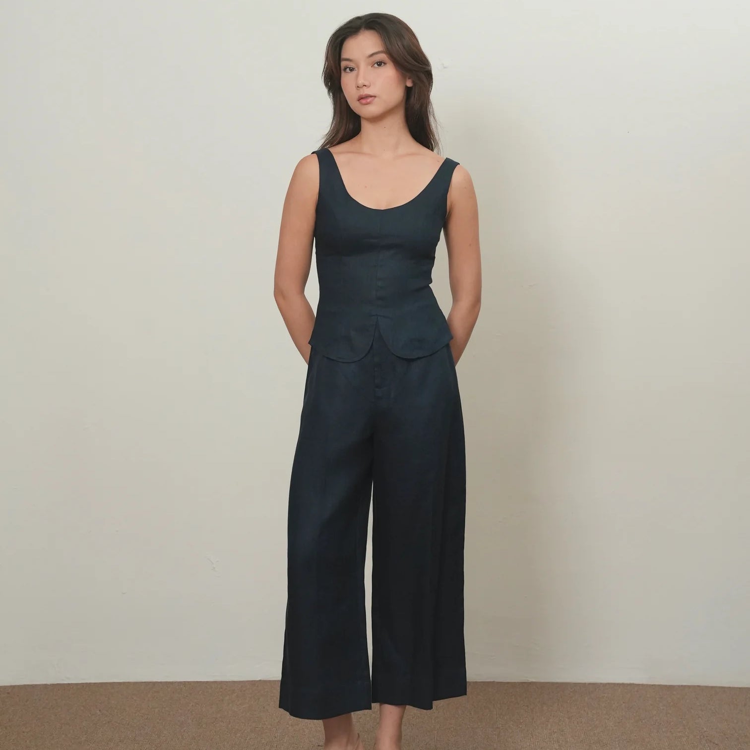 FIT AND FLARE TANK