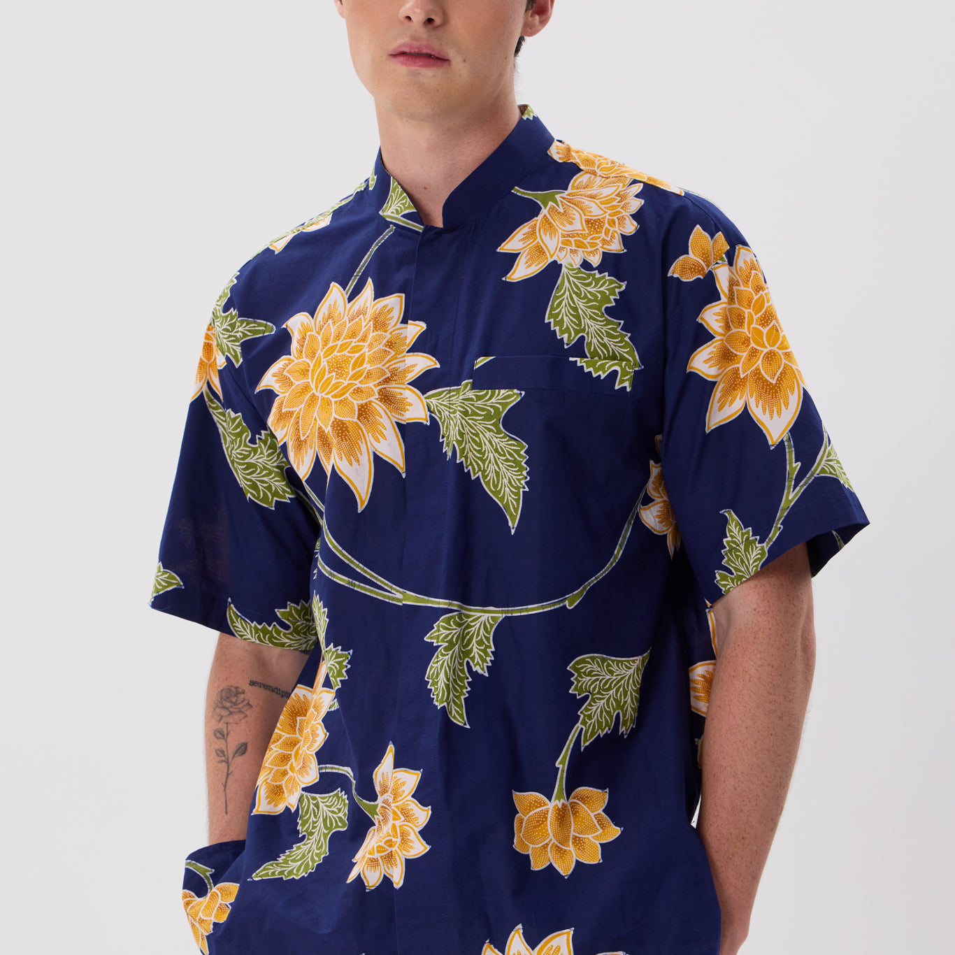 MANDARIN SHORT SLEEVE SHIRT