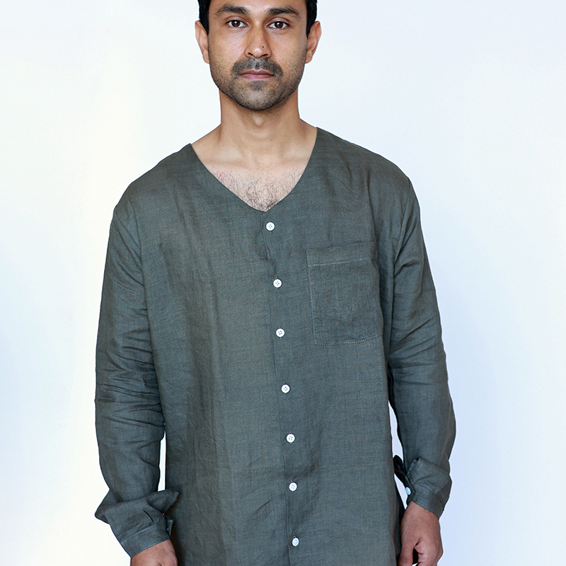 MEN'S LONG SLEEVE BUTTON SHIRT