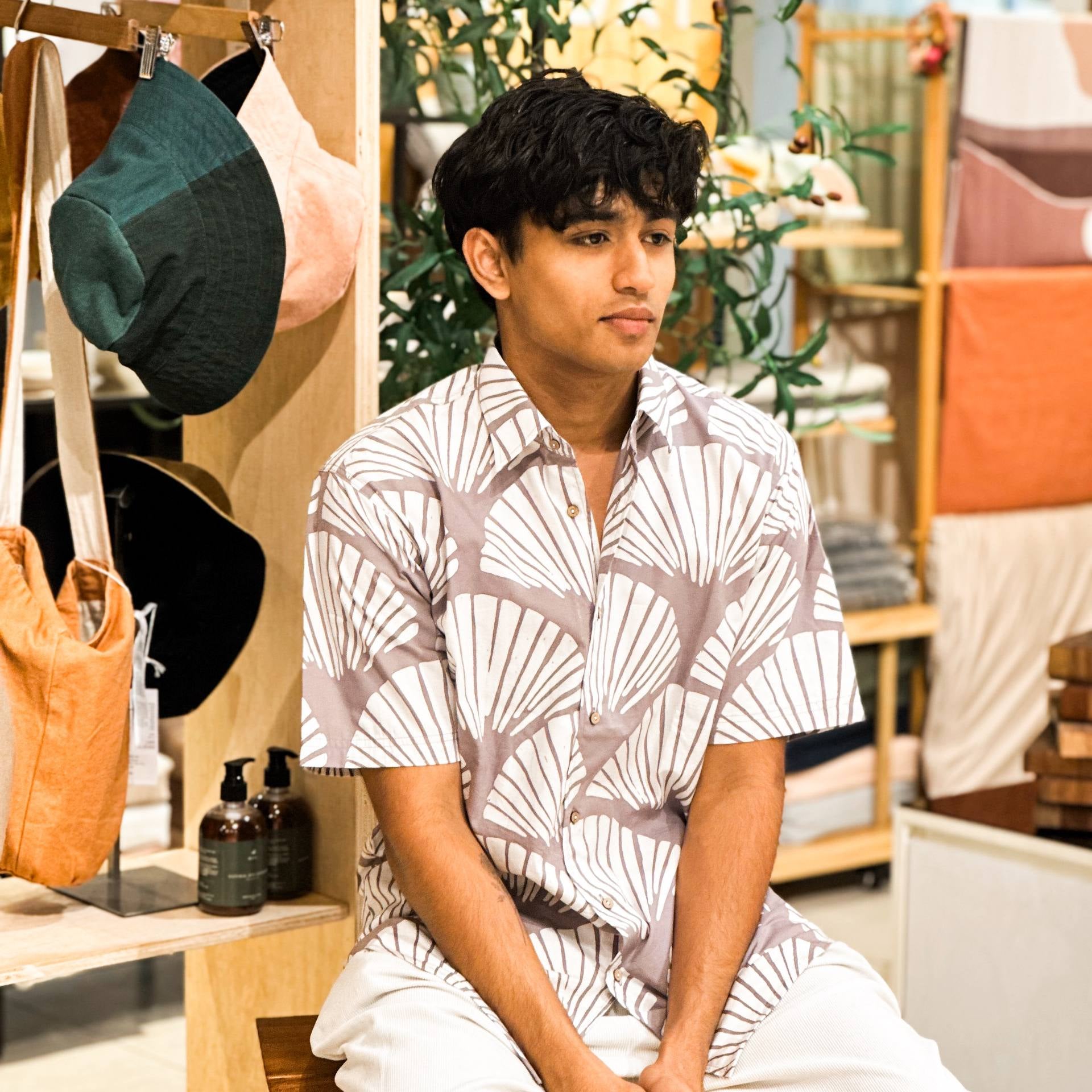 KIPAS BATIK SHORT SLEEVE SHIRT