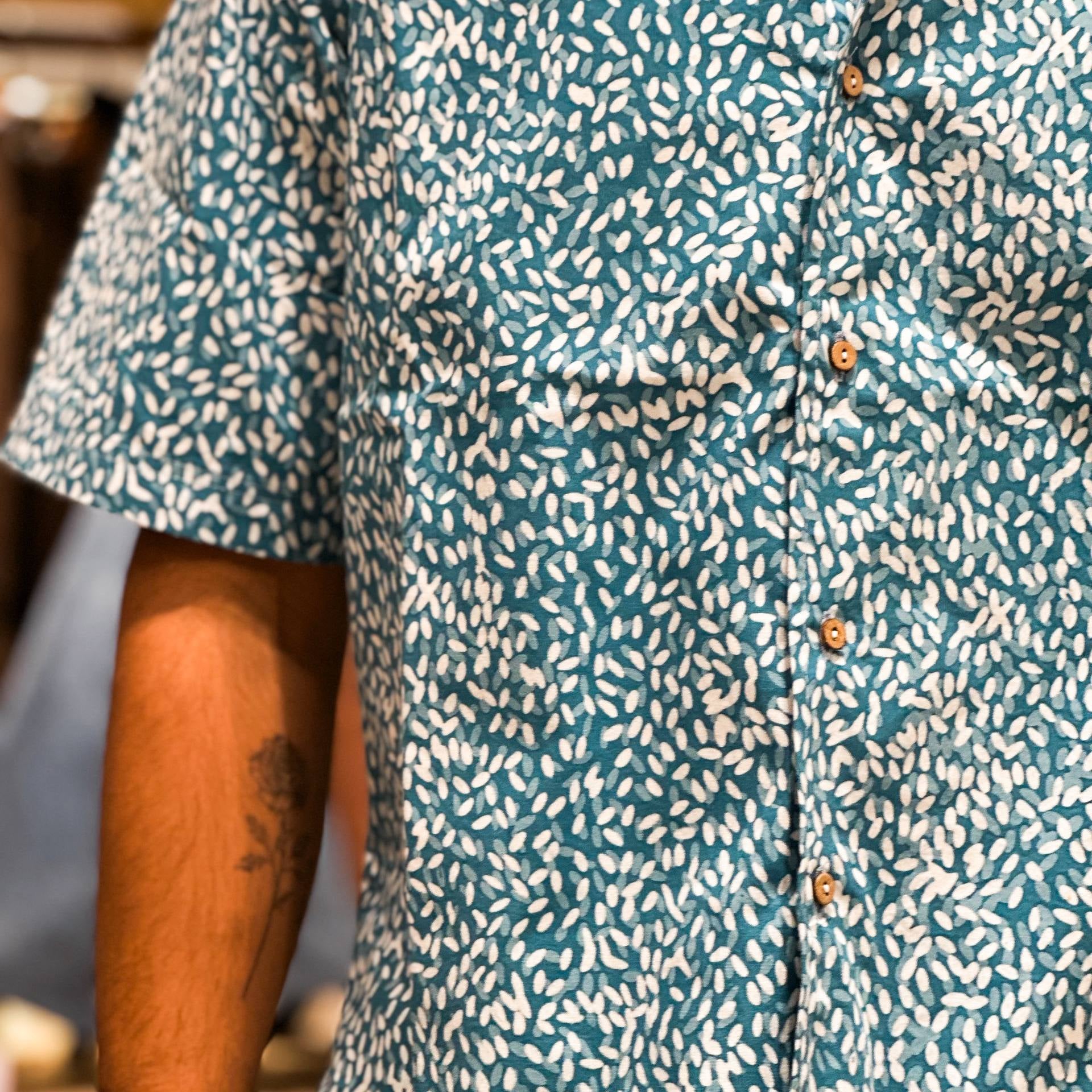 BIJI BIJI BATIK SHORT SLEEVE SHIRT