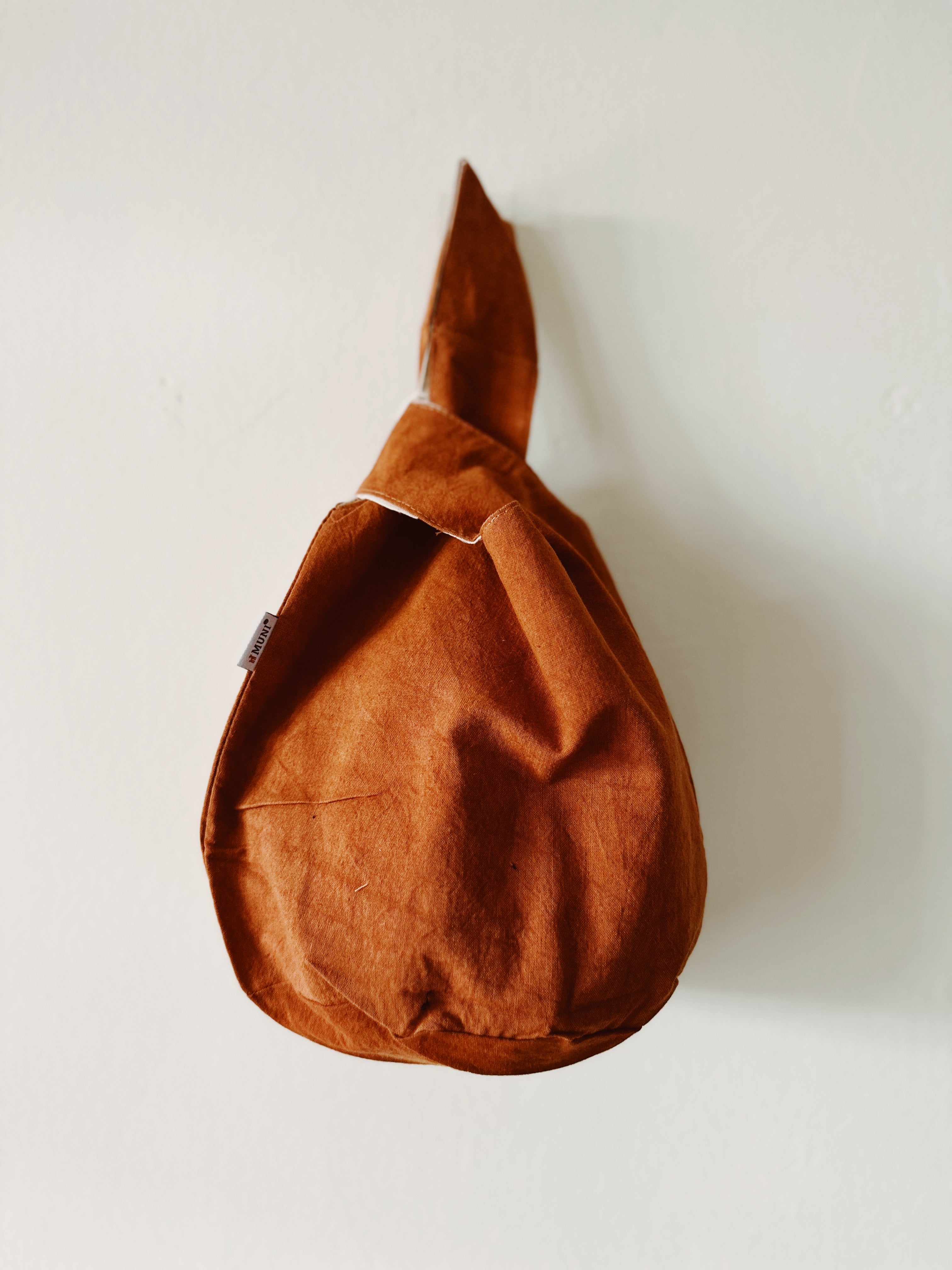 CALICO KNOT POUCH