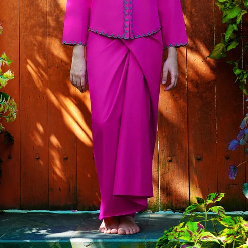 MANIS PAREO SARONG
