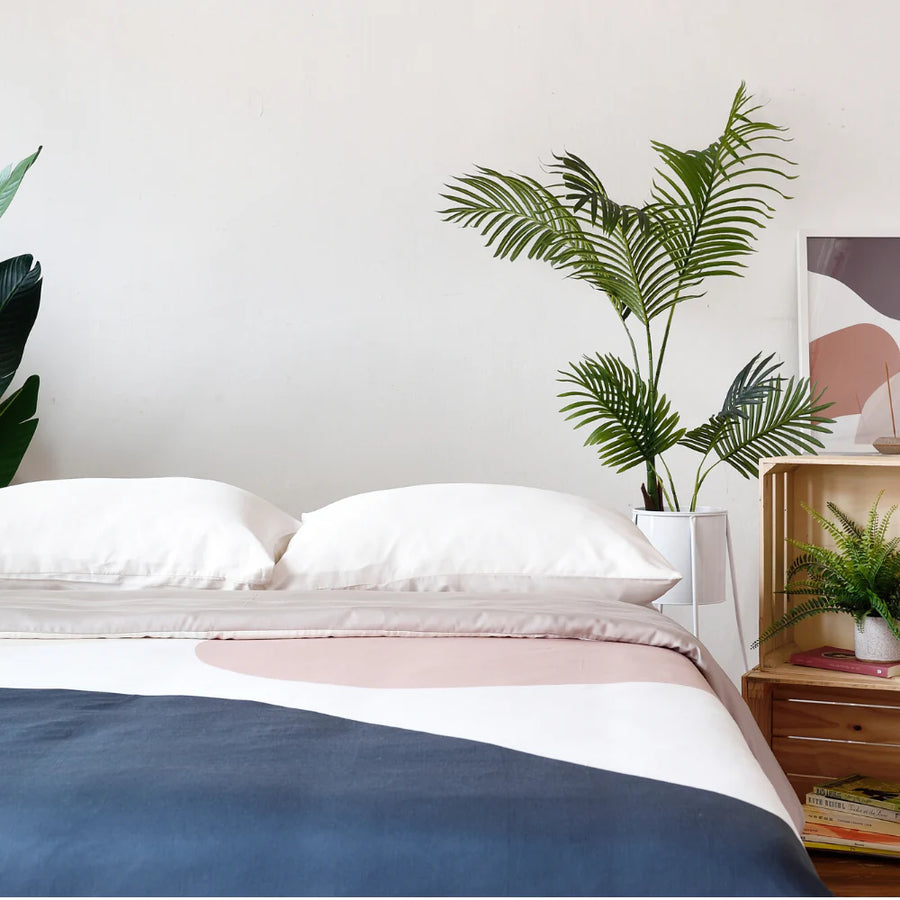 BAMBOO DUVET COVER - LINES & MOVEMENT