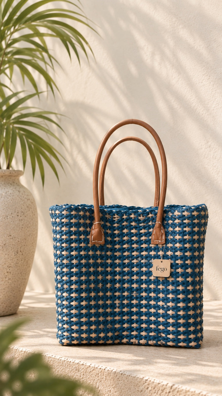 Siesta Sisal Pompom Tote